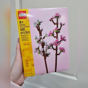 LEGO 40725 Cherry Blossoms Building Toy